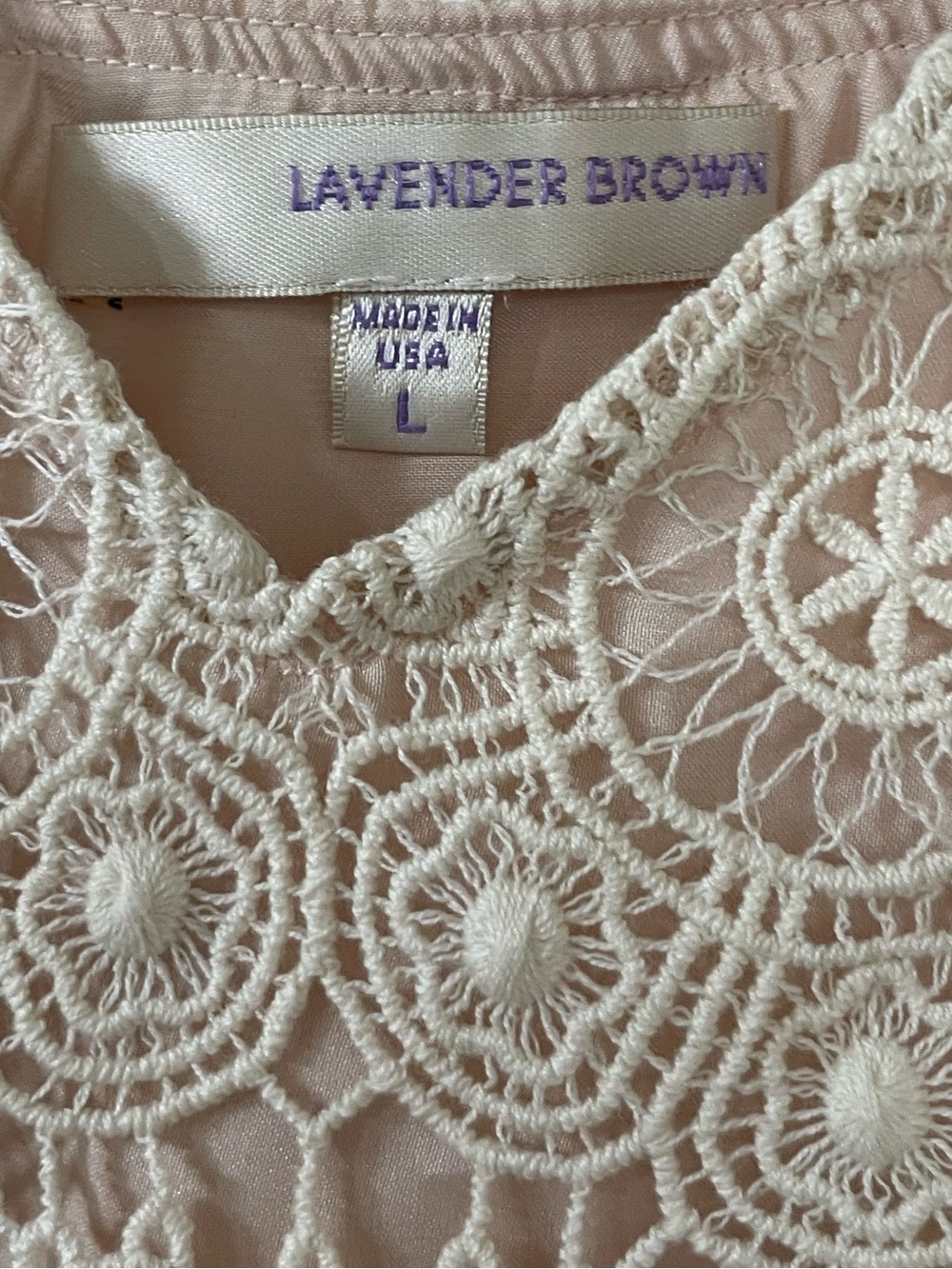 Lavender Brown Nude Crochet Medallion Camisole Womens Size Large - Picture 3 of 3